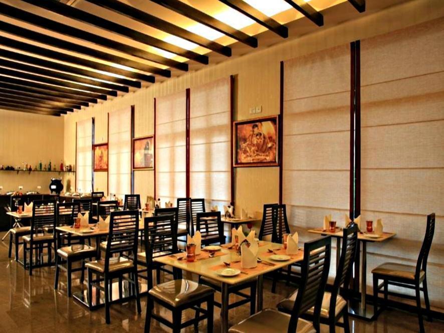 Arpanaa Hotel Tiruvannamalai Ngoại thất bức ảnh