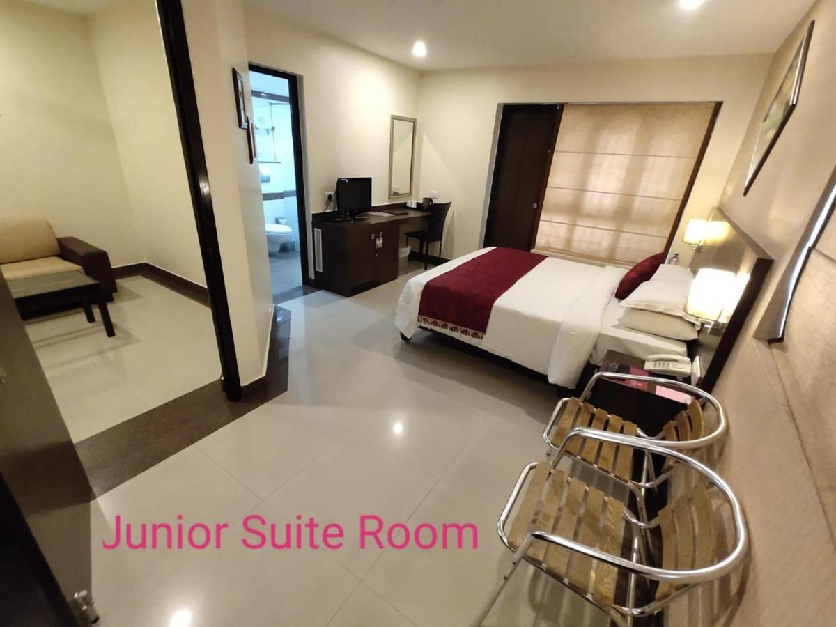 Arpanaa Hotel Tiruvannamalai Ngoại thất bức ảnh